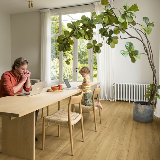 Honey Brown Oak - CLM5792